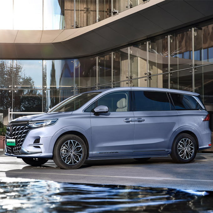 550 km MPV EV Car Roewe iMAX8 EV 2022 Erste Klasse Diamant Edition 1